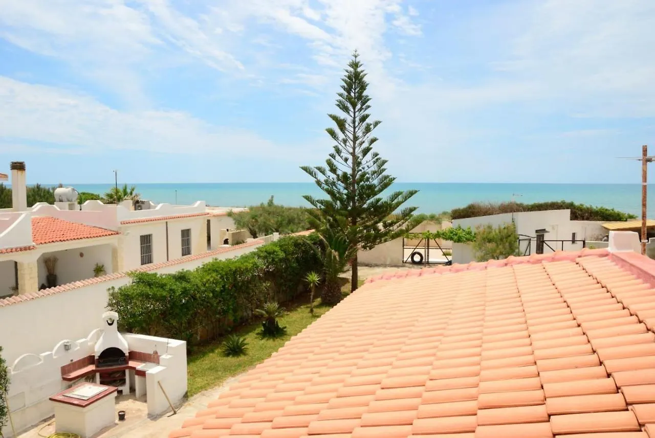 Villa Sul Mare Costa Dell'Ambra Pachino 0*,  Italy