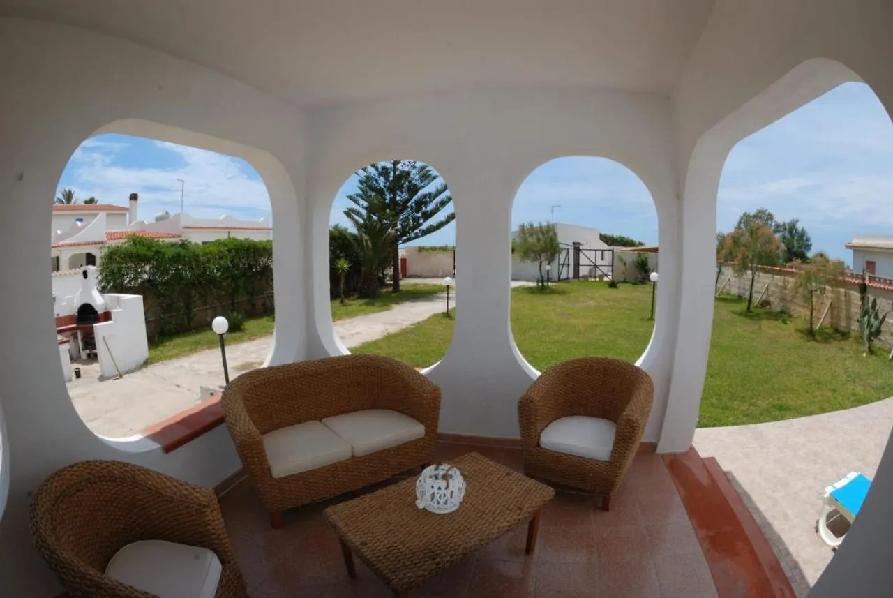 Villa Sul Mare Costa Dell\'Ambra contacts